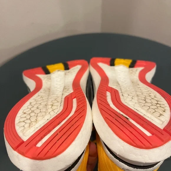 Saucony Endorphin Pro 2 - Picture 8 of 11